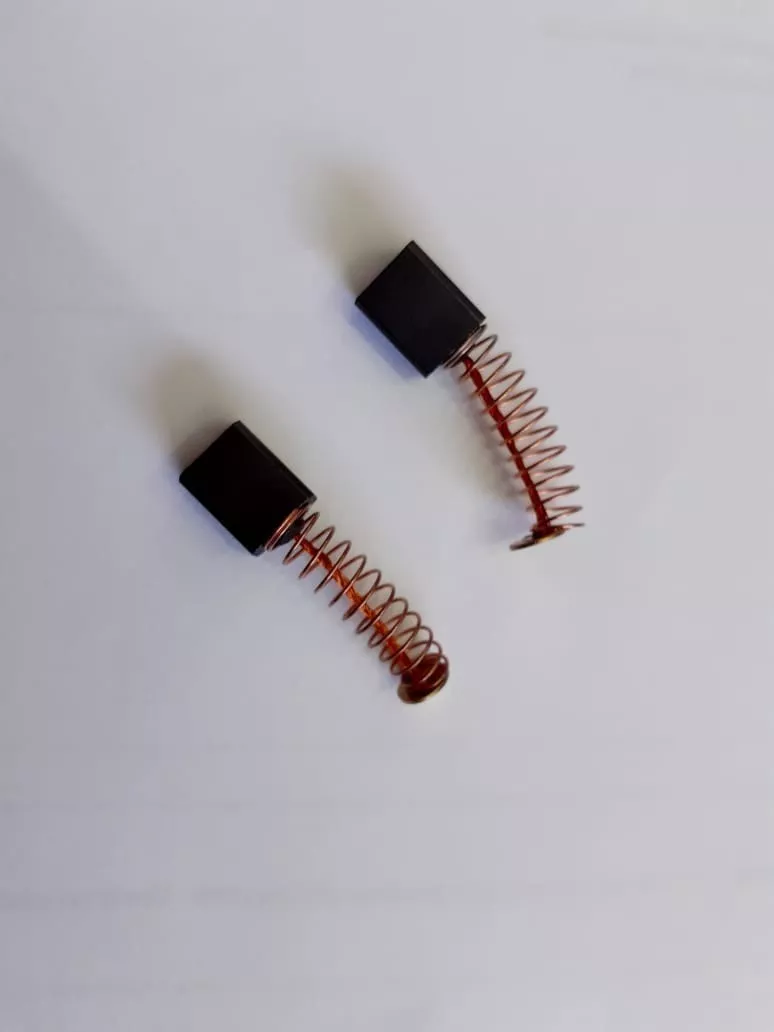 Escova de carvão  Serrra Tico Tico Bed Kd562 C268G